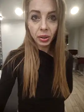 Snapshot of Hyupobigih chatting on 10.02.25 Hyupobigih online show from 10.02.25