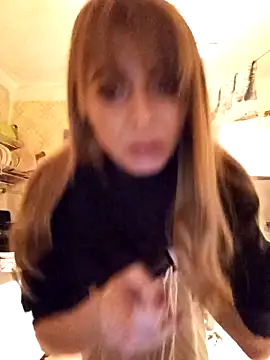 Snapshot of Hyupobigih chatting on 10.31.25 Hyupobigih online show from 10.31.25