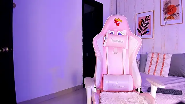 Ayleen Dunkan online show from 11.04.25