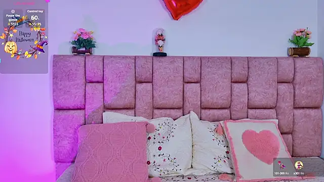 ScarlettLuxe online show from 10.18.25