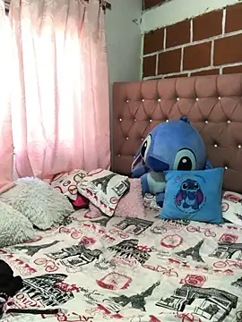 Rachellcooperrr online show from 12.16.25