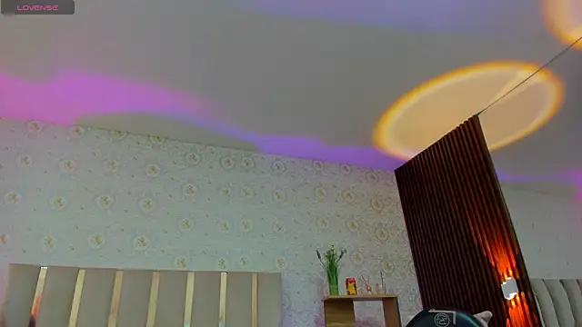 BLUE TAY1 online show from 10.10.25