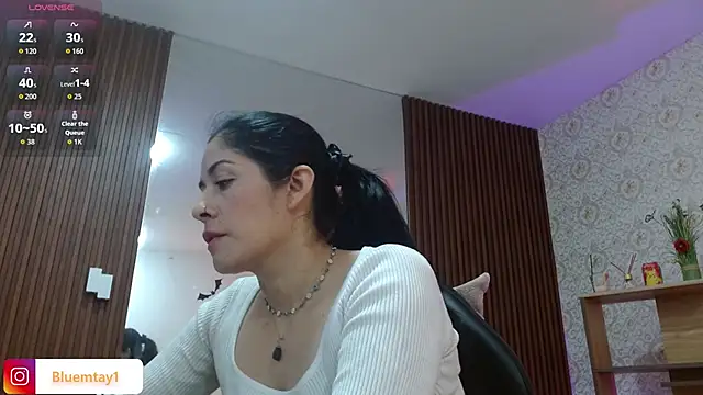 BLUE TAY1 online show from 11.03.25