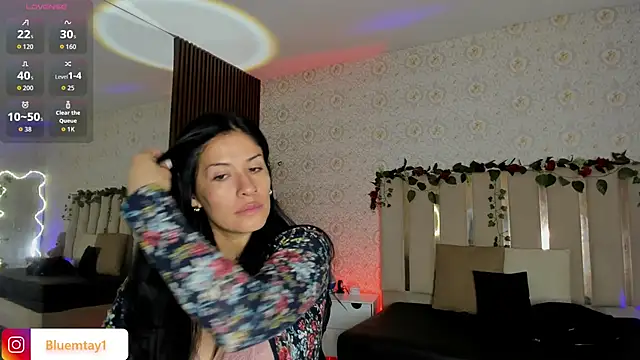 Snapshot of BLUE_TAY1 chatting on 02.19.26 BLUE TAY1 online show from 02.19.26