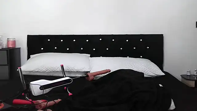 Snapshot of OliviaRyan22 chatting on 03.16.26 OliviaRyan22 online show from 03.16.26