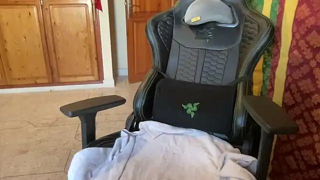 JUSTFORRICH online show from 11.25.25