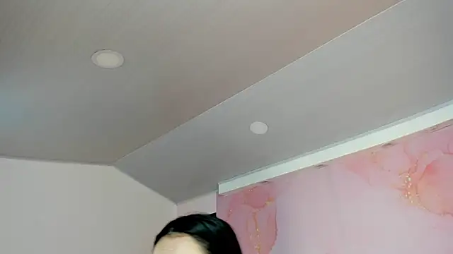 Snapshot of milk_candy18 chatting on 09.26.25 milk candy18 online show from 09.26.25