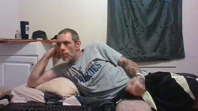 Snapshot of jarjar83 chatting on 11.14.25 jarjar83 online show from 11.14.25