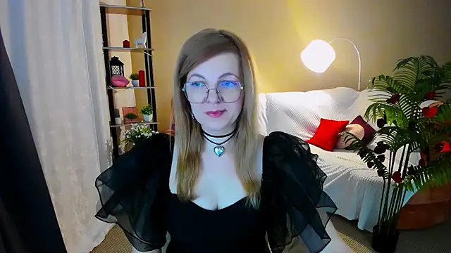 YourUniverser online show from 02.15.26