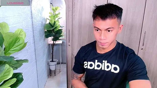 PinooyMilker online show from 12.02.25