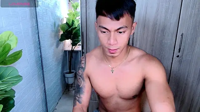 PinooyMilker online show from 01.11.26