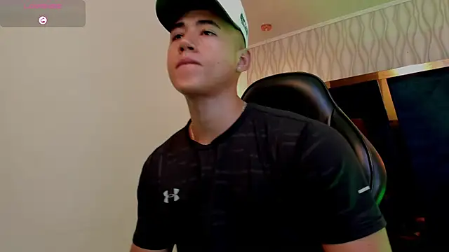 Snapshot of Draven_Marceaux chatting on 10.02.25 Draven Marceaux online show from 10.02.25