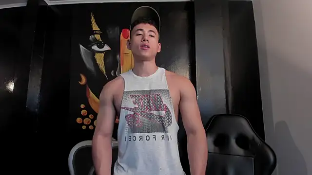 Snapshot of Draven_Marceaux chatting on 10.11.25 Draven Marceaux online show from 10.11.25