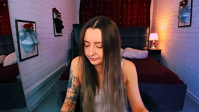 AliceLids online show from 10.14.25