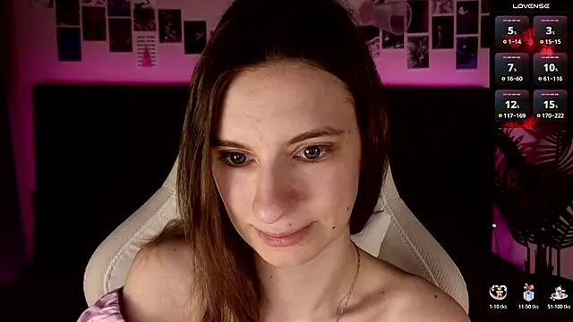 Snapshot of kaleriyaa_ chatting on 02.18.26 kaleriyaa online show from 02.18.26