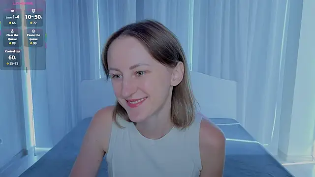 Snapshot of LuluChiiii chatting on 09.14.25 LuluChiiii online show from 09.14.25