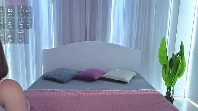 Snapshot of LuluChiiii chatting on 09.29.25 LuluChiiii online show from 09.29.25