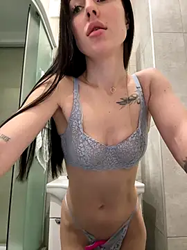 SakuraSara online show from 11.25.25