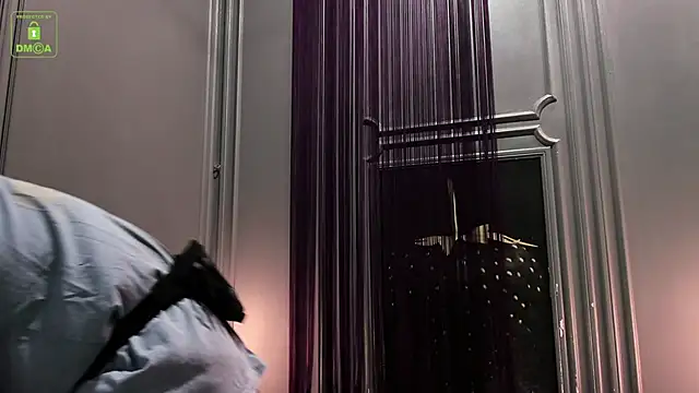 Snapshot of OliverSport chatting on 01.24.25 OliverSport online show from 01.24.25