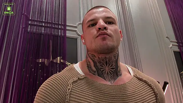 Snapshot of OliverSport chatting on 02.26.25 OliverSport online show from 02.26.25