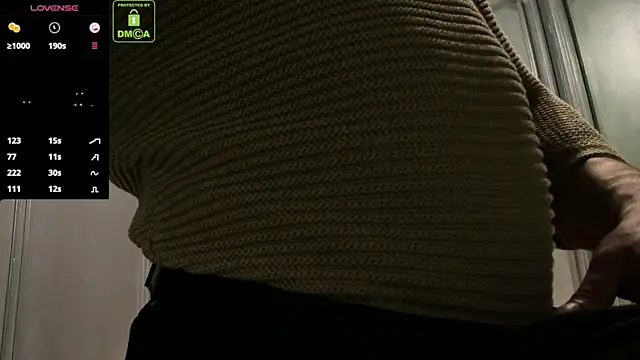 Snapshot of OliverSport chatting on 09.14.25 OliverSport online show from 09.14.25