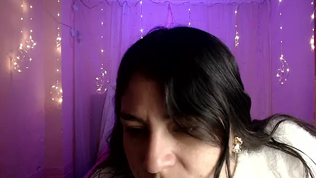 Snapshot of Aitana_200 chatting on 09.20.25 Aitana 200 online show from 09.20.25