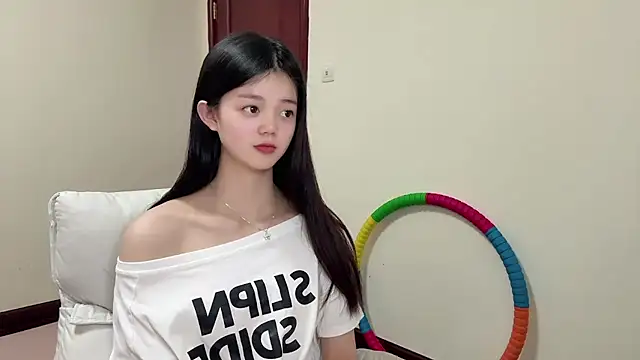 Nicole-13 online show from 04.18.26