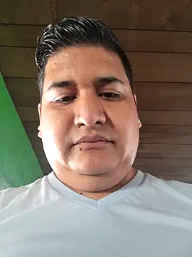 Snapshot of bebecito2780 chatting on 11.17.25 bebecito2780 online show from 11.17.25