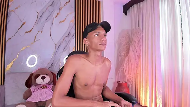 JulienSaint online show from 10.30.25