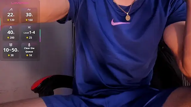 Snapshot of Bastian_MCcormick chatting on 10.25.25 Bastian MCcormick online show from 10.25.25