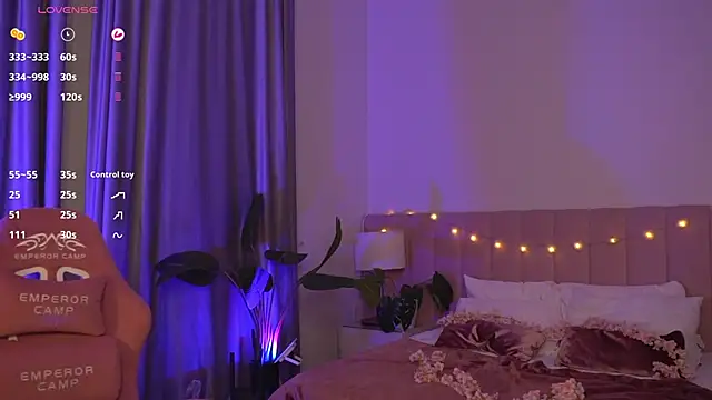 MissBunnyDoll online show from 09.25.25