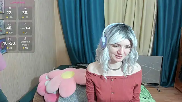 Dia Angel online show from 10.28.25