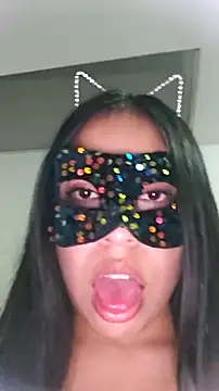 Sashaputa86 online show from 10.26.25