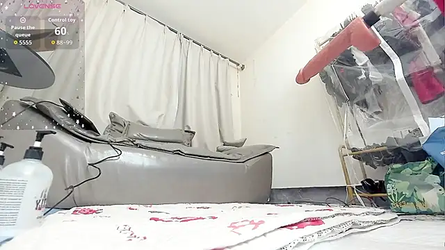 fox-yiyi online show from 02.24.26