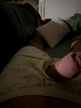 Bigtitsloveshow online show from 10.13.25