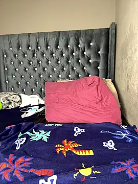 Kikie23 online show from 11.19.25