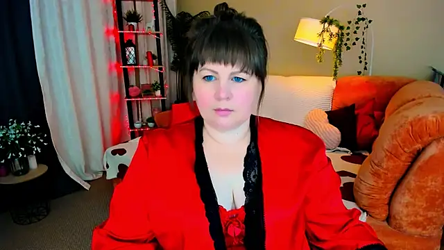 Snapshot of CrystaalStaar chatting on 06.22.26 CrystaalStaar online show from 06.22.26