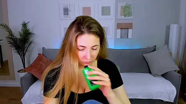 SensitiveSooul online show from 04.15.26