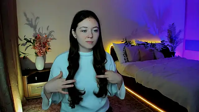 Snapshot of AlluringLookk chatting on 09.27.25 AlluringLookk online show from 09.27.25