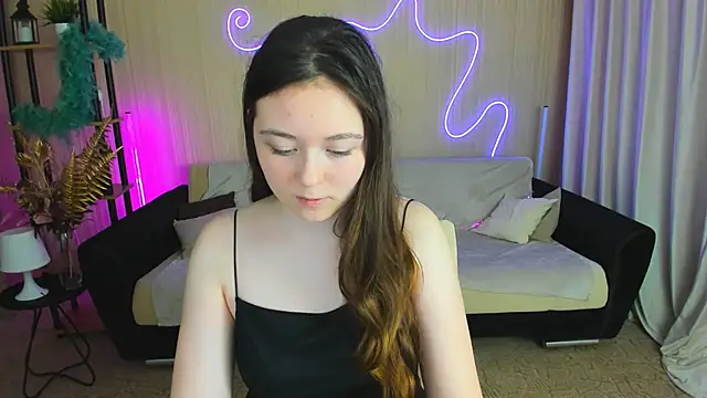 Snapshot of AlluringLookk chatting on 10.03.25 AlluringLookk online show from 10.03.25