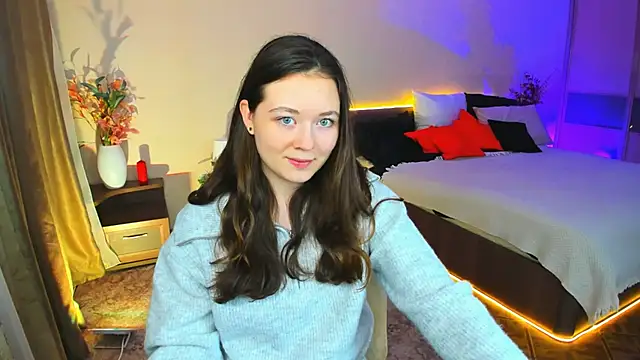 Snapshot of AlluringLookk chatting on 11.06.25 AlluringLookk online show from 11.06.25