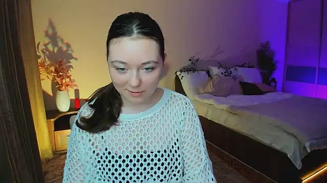 AlluringLookk online show from 11.12.25