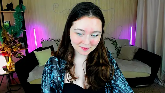 AlluringLookk online show from 11.15.25