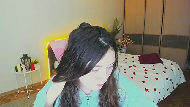 AlluringLookk online show from 04.03.26