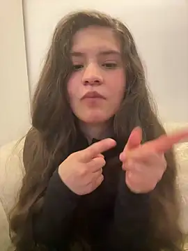 Snapshot of Emilyybennet_ chatting on 05.02.26 Emilyybennet online show from 05.02.26
