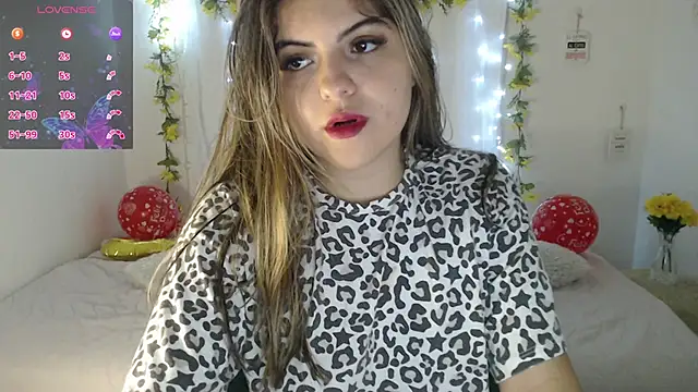 Snapshot of Alisson_5_ chatting on 09.20.25 Alisson 5 online show from 09.20.25