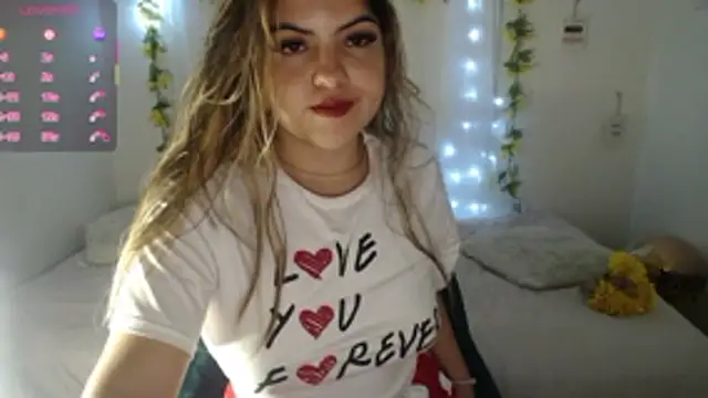 Snapshot of Alisson_5_ chatting on 11.03.25 Alisson 5 online show from 11.03.25