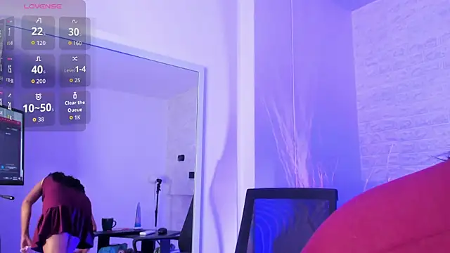 Snapshot of _PENELOPESTAR_ chatting on 09.29.25 PENELOPESTAR online show from 09.29.25