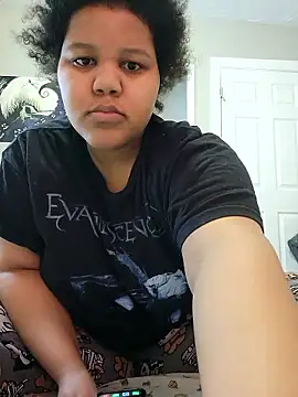 chocolate bella online show from 01.17.26