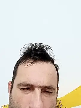 Snapshot of vasgabri chatting on 11.06.25 vasgabri online show from 11.06.25